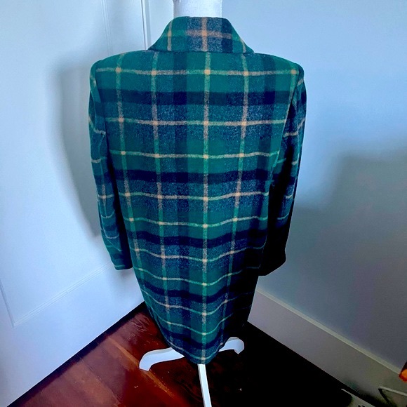 Vintage Green Plaid Coat - Picture 4 of 7